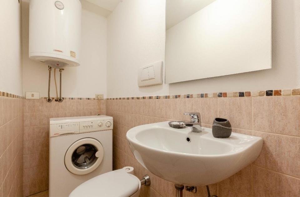 Yourvacanza Navigli Loft Apartment Milan Exterior photo
